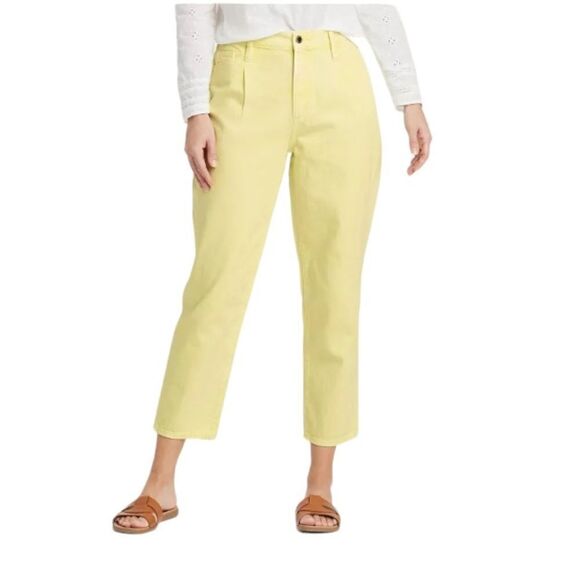 Universal Thread Yellow Highest Rise Taper Jeans, Size 6/28, NWT - Picture 1 of 7